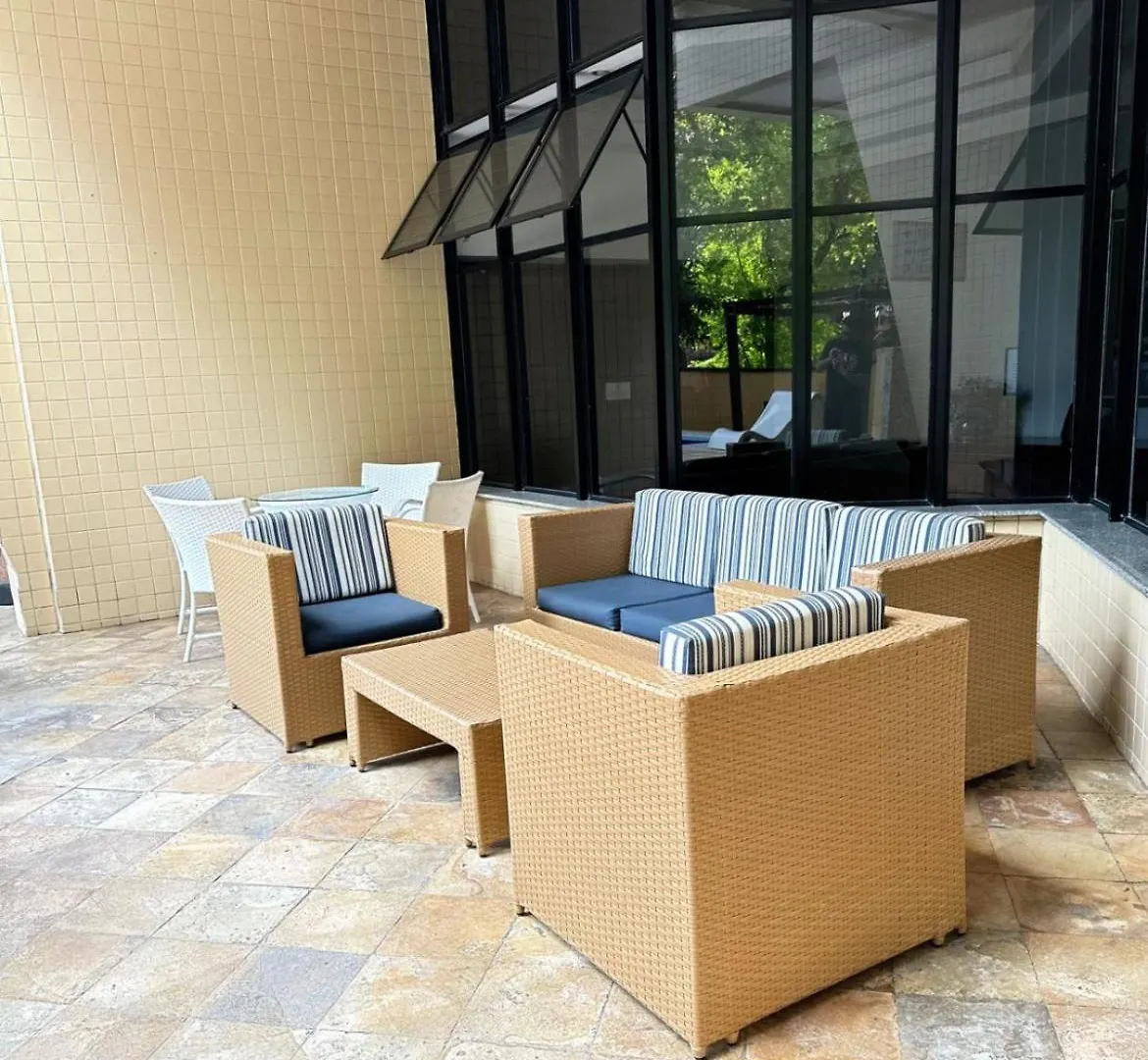 Apartamento A 300M Beira Mar-Meireles! Servico Diario E Wi-Fi 650Mb! Fortaleza