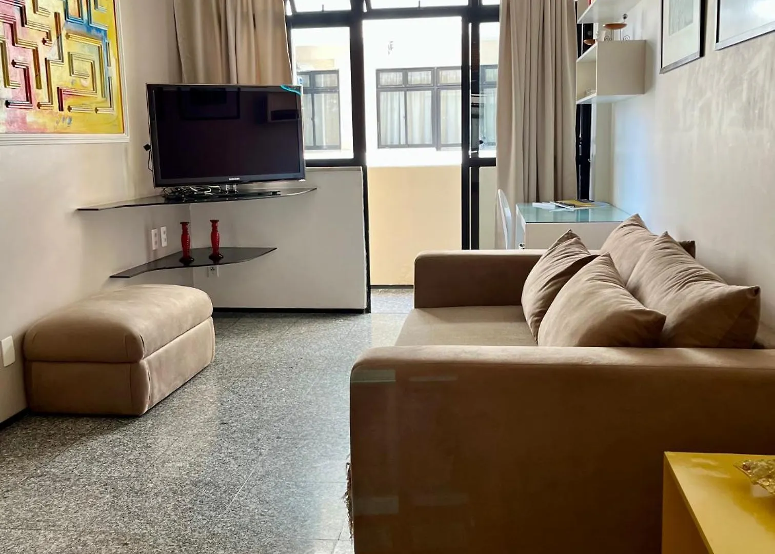 Apartamento A 300M Beira Mar-Meireles! Servico Diario E Wi-Fi 650Mb! Fortaleza